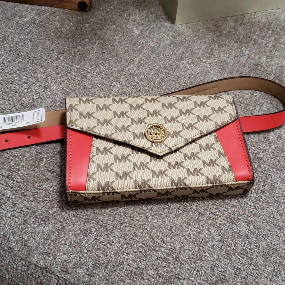 MK Belt with pouch